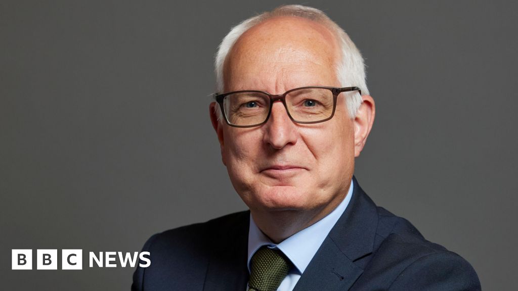 PM must go so party can rebuild trust, says Labour MP Neil Duncan-Jordan