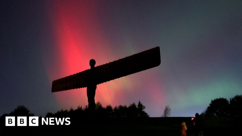 The Aurora twinkles over the UK in this stunning photo.