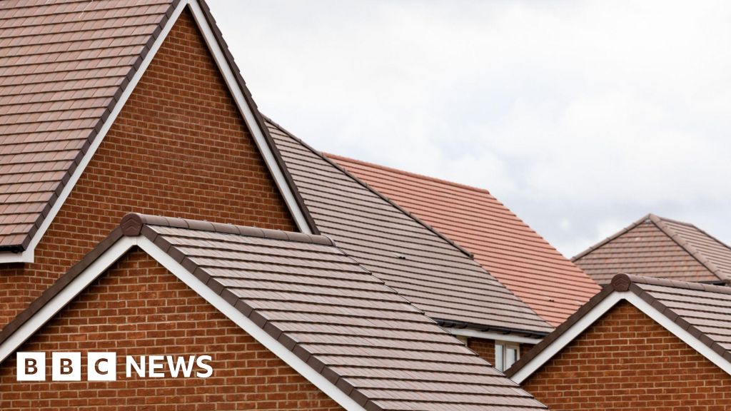 Derbyshire County Council warning over coldcalling rogue roofers
