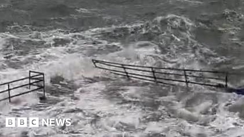 Shoalstone sea pool at Brixham damaged by stormy weather BBC News
