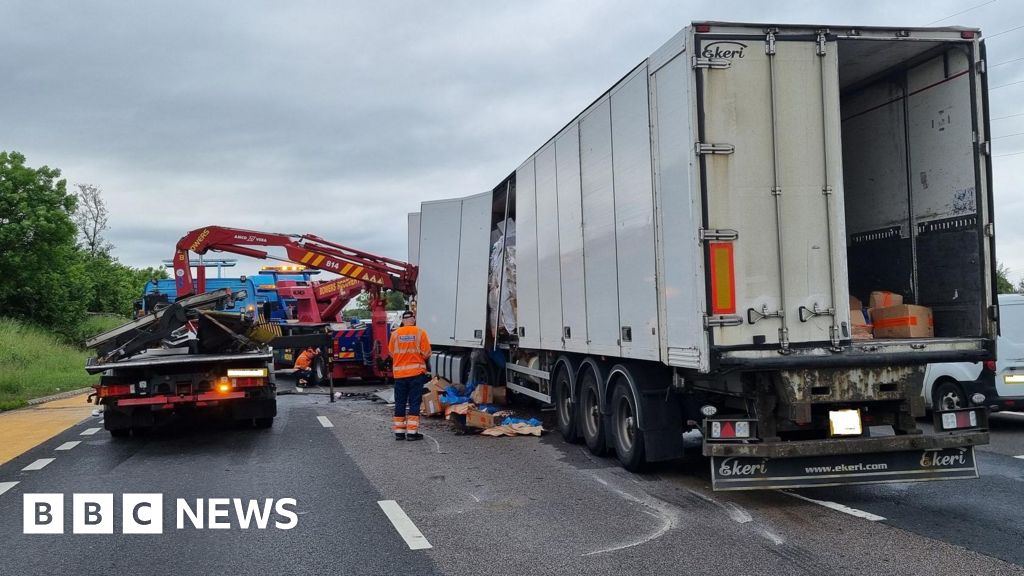 M6: Five-lorry crash causes two hour delays near Knutsford