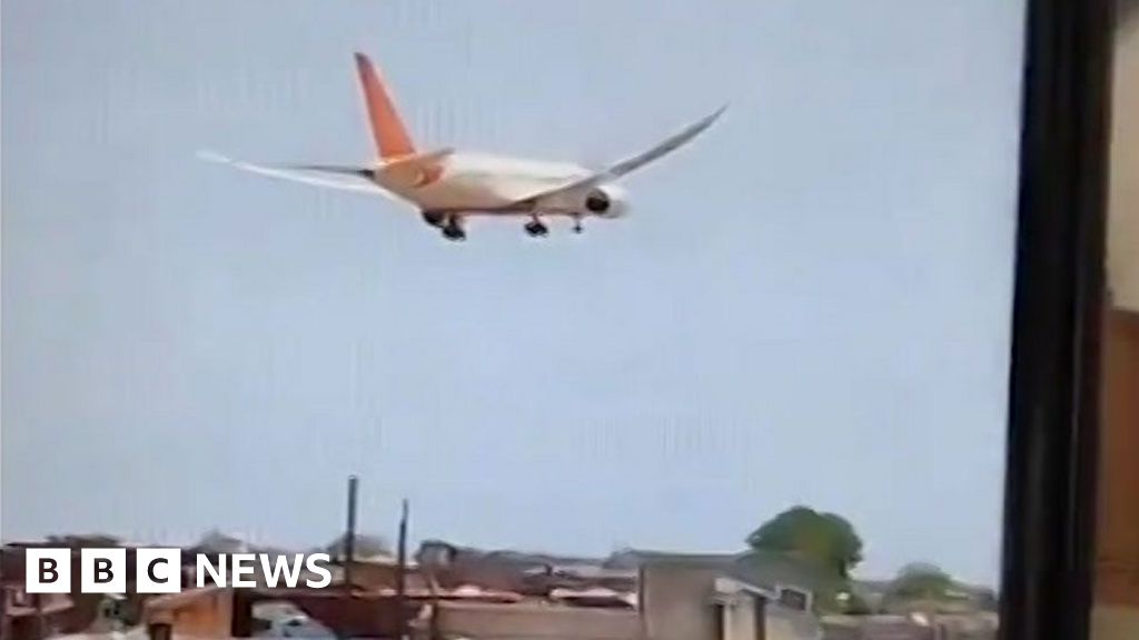 Verified video shows Air India plane descending and moment of crash