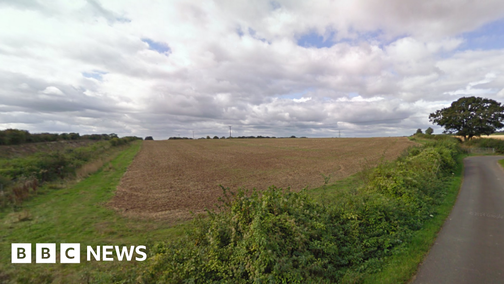 UK Solar Farm Plans Face Mixed Outcomes Across Regions