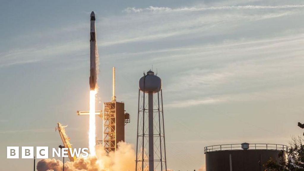 Trump-Musk row fuels ‘biggest crisis ever’ at Nasa