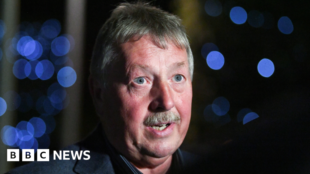 Sammy Wilson admits meetings with Sinn Féin