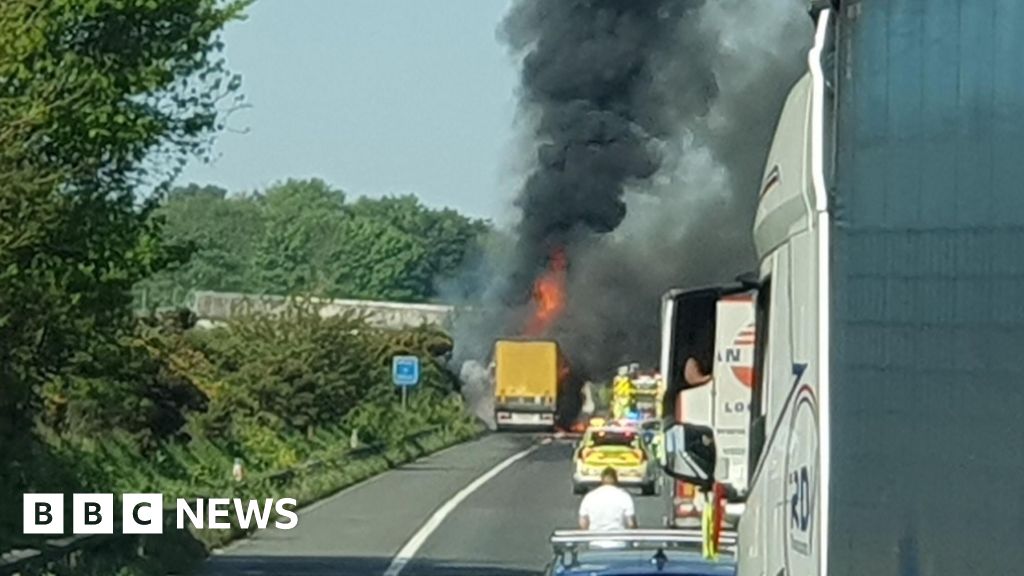 Multiple Major Routes Closed Due to Lorry Fires in Kent, Nottinghamshire