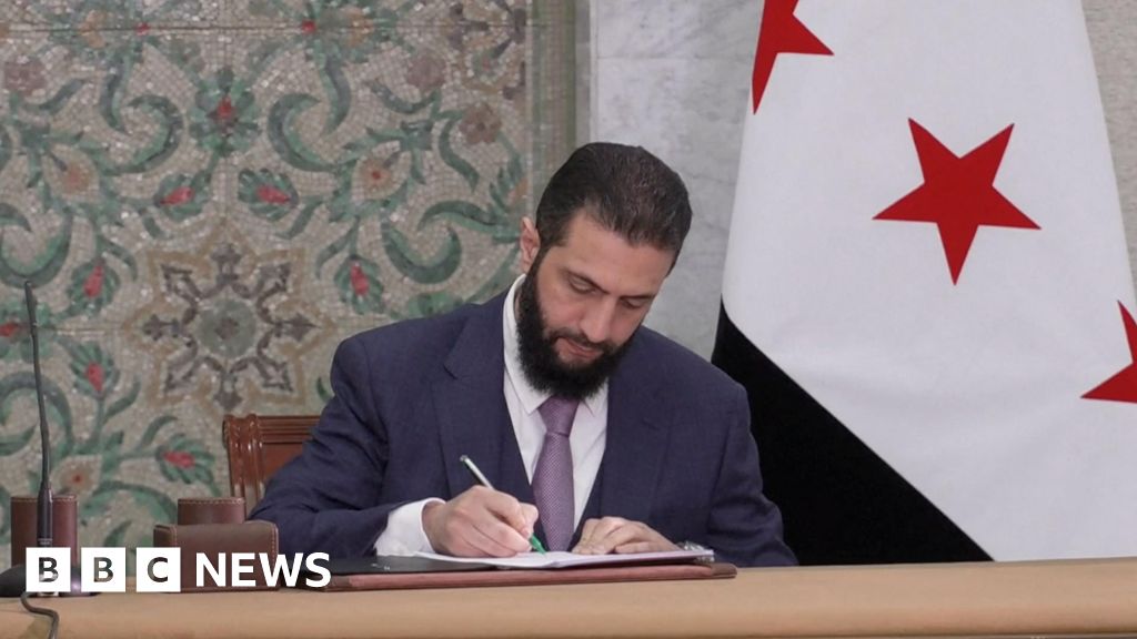 Syria gets temporary constitution for five-year transition