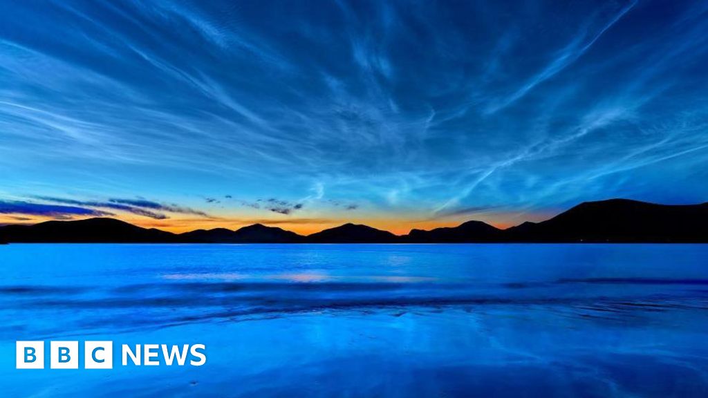 Noctilucent clouds pictured from Scotland