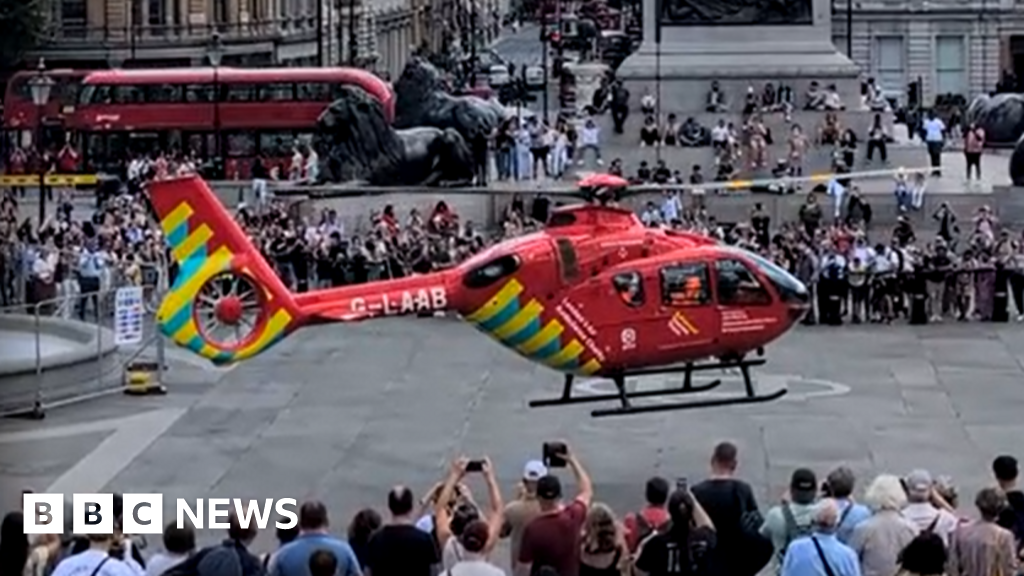 Woman arrested after four stabbed in central London