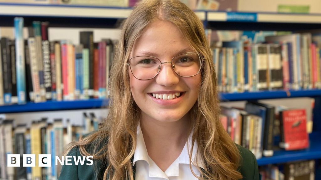 How do under 16s feel about a potential social media ban?