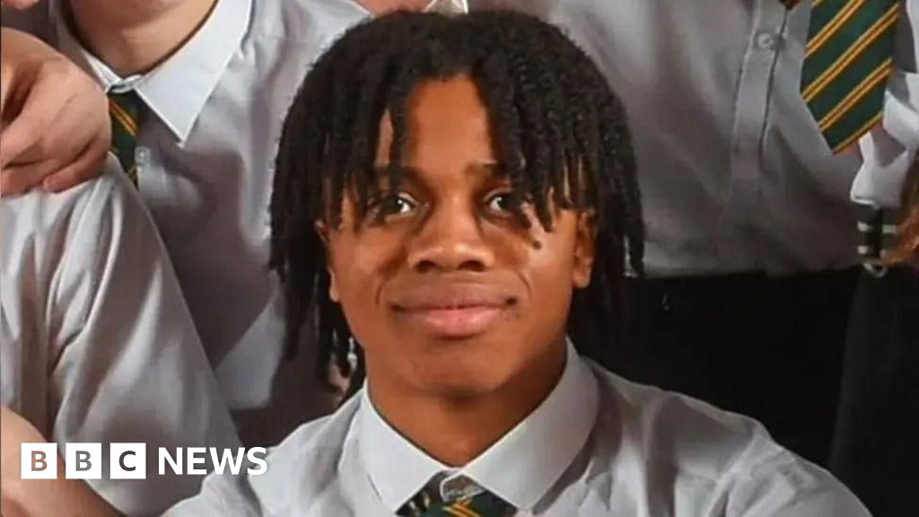 Lifeguard may have deterred boy from fatal pier jump
