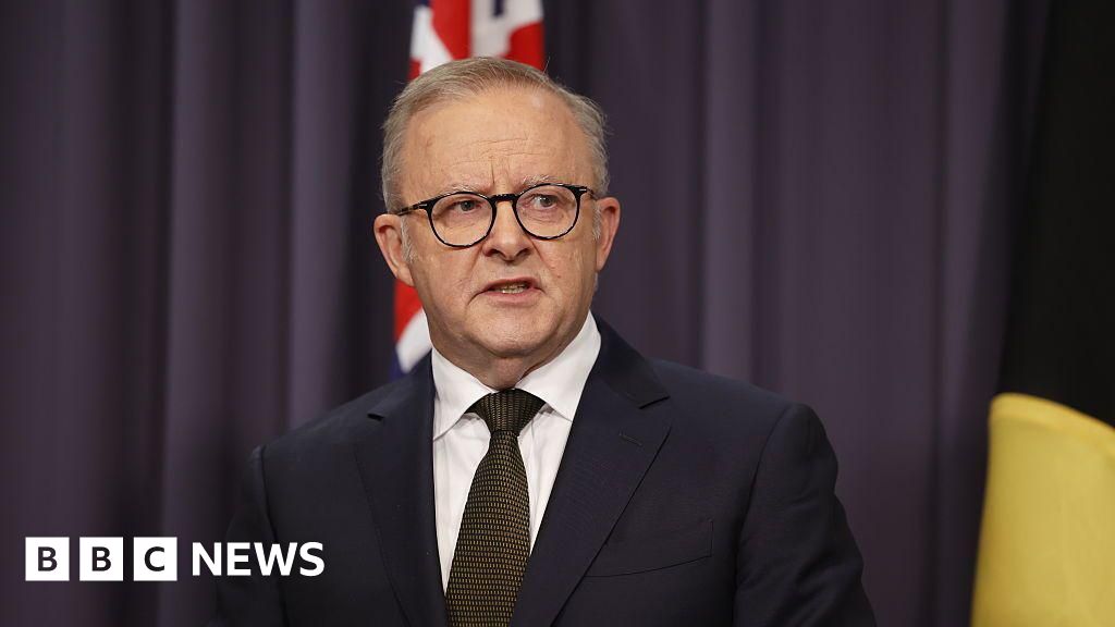 Australian PM says man who allegedly tried to bomb rally deserves 'full force of law'