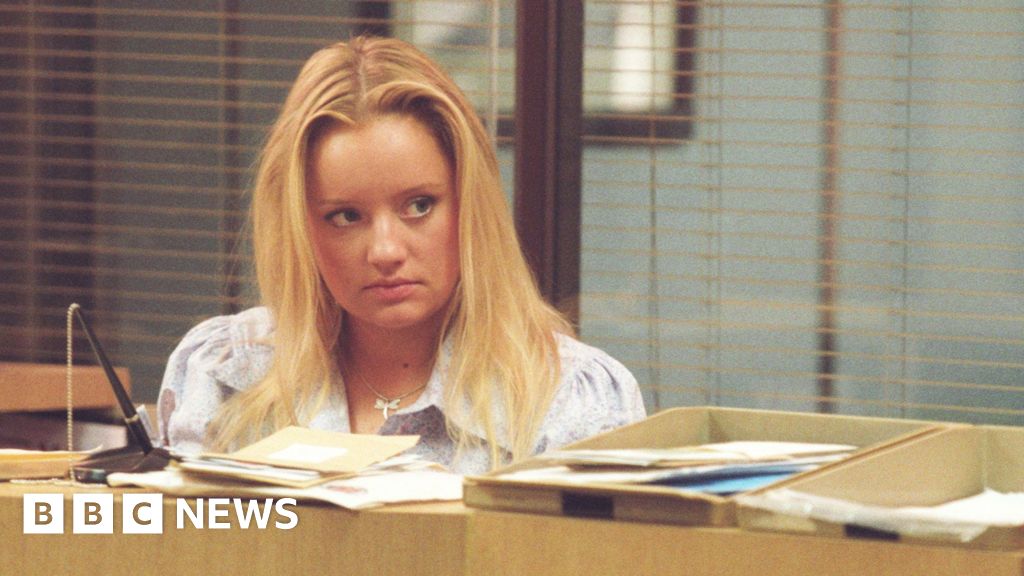 The Office’ Star Lucy Davis Announces Incurable Cancer Diagnosis