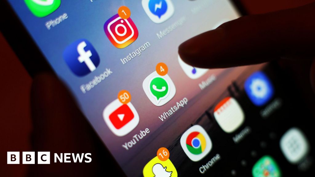 Turnout in Cornwall at school phone ban debate 'disappointing'