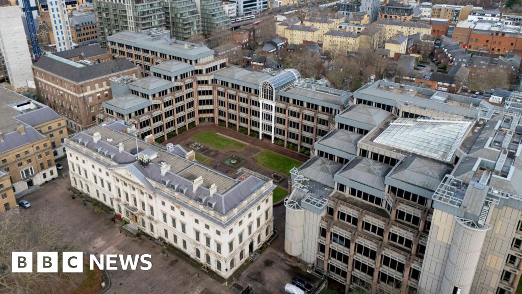 Chinese embassy opponents to seek judicial review