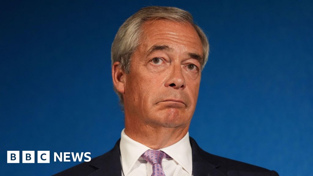Farage vows mass deportations to tackle small boats