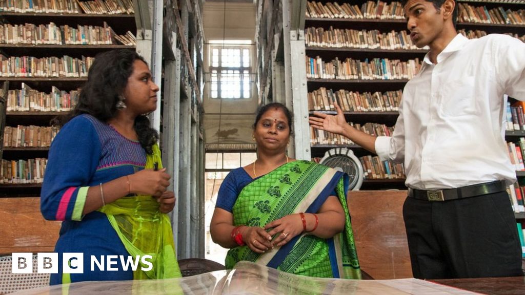 A New Lease Of Life For A 200-year-old Indian Library - BBC News