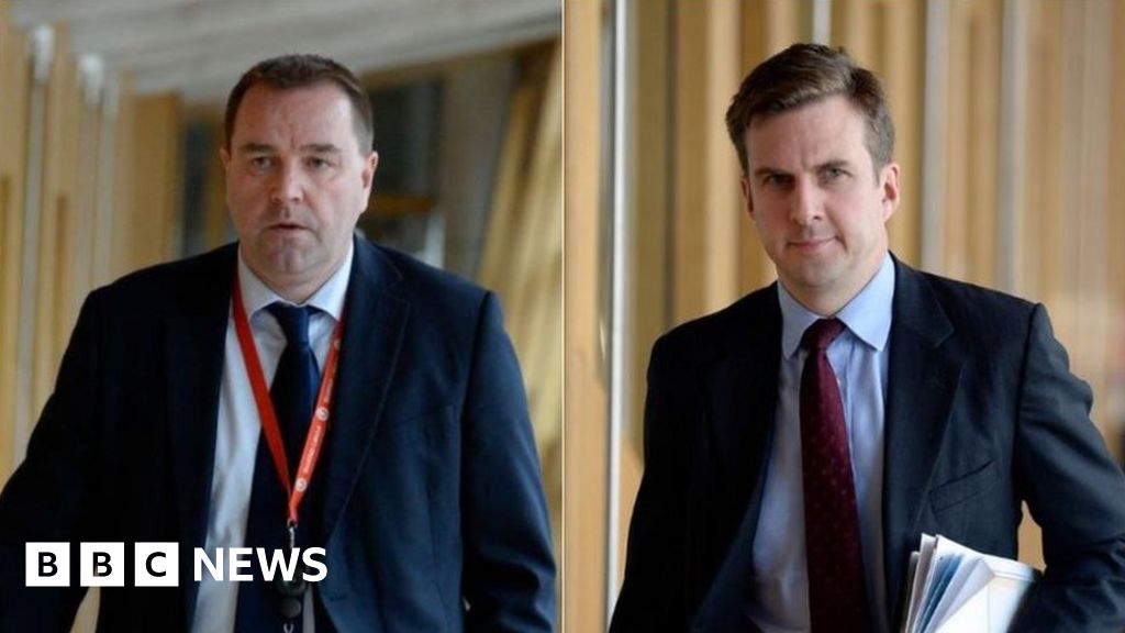 Two Msps Quit Scottish Labour Front Bench Team Bbc News