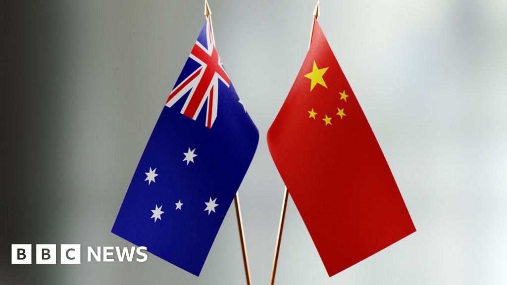 chinese-state-media-accuse-australia-of-raiding-journalists-homes-bbc-news