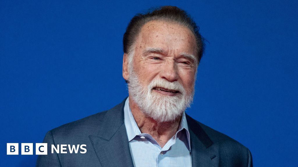 Arnold Schwarzenegger awarded honorary degree in Belfast