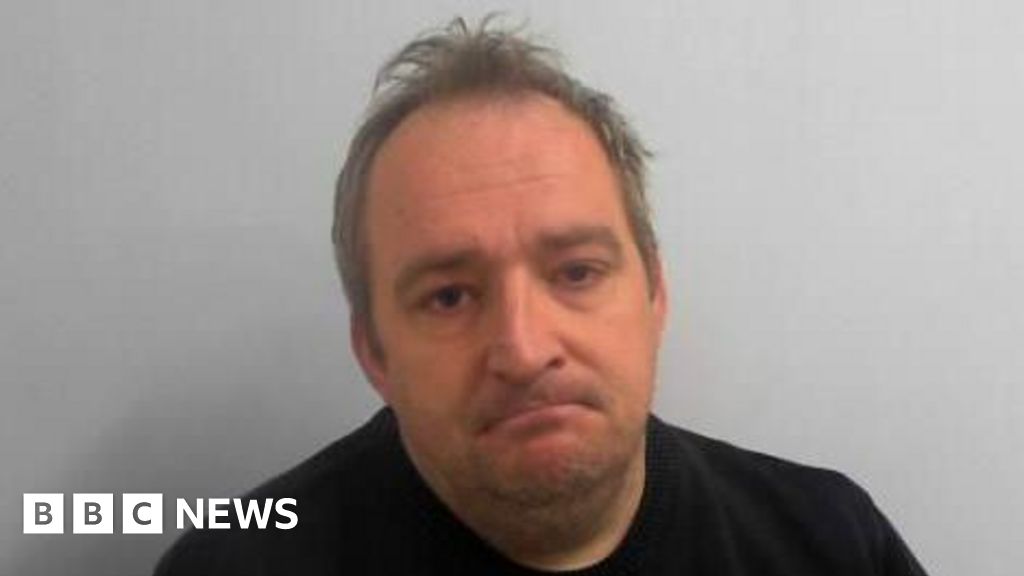 bbc.co.uk - Andrew Barton - Scarborough music teacher jailed for child sex offences - BBC News
