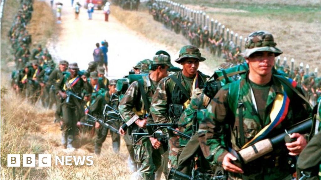 Colombia approves amnesty agreed in Farc peace deal BBC News Colombia approves amnesty agreed in Farc peace deal BBC News