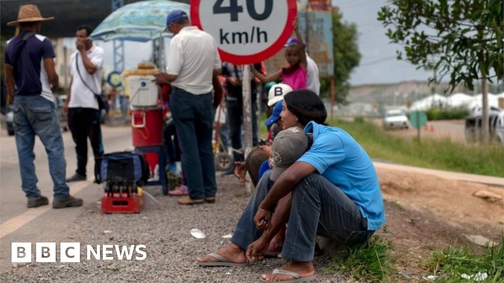 Venezuela Crisis: More Migrants Cross Into Brazil Despite Attacks - BBC ...