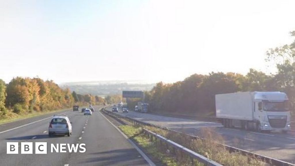 M20 in Kent closed due to horses on the road