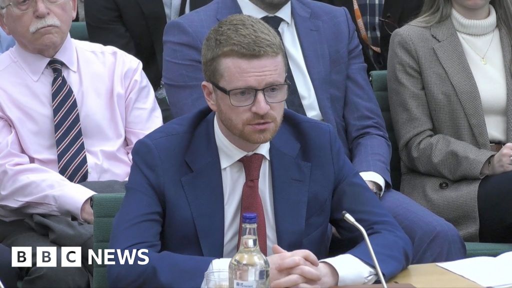 Watch: PM's ex-top aide interrogated on Mandelson appointment