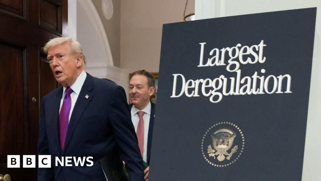 Президентът на САЩ Доналд Тръмп оформи широкото си връщане назад