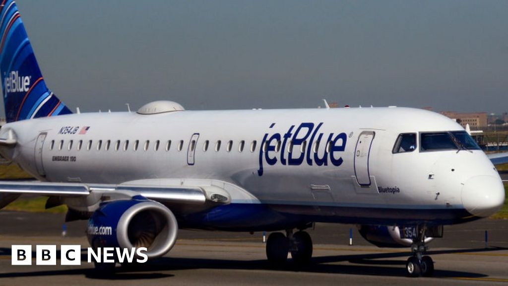 JetBlue plane and Learjet involved in near miss at Boston Logan Airport