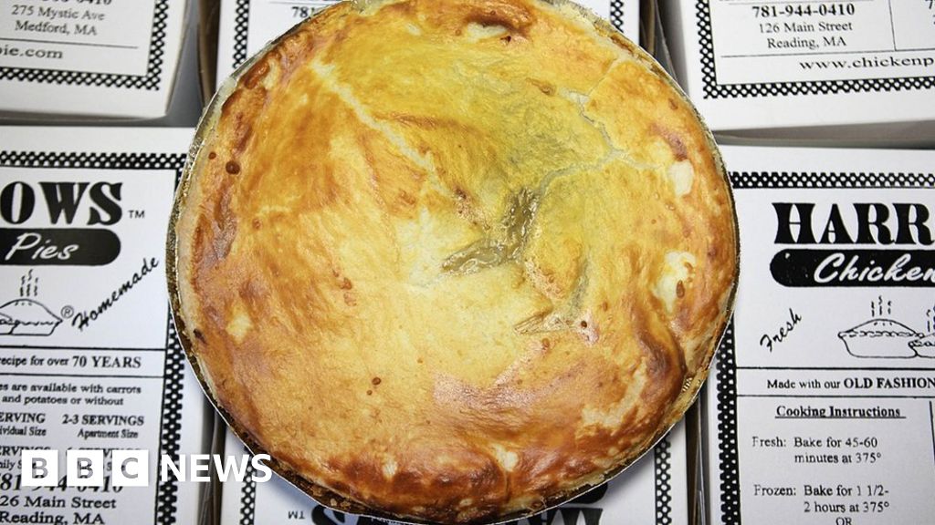 Malcolm Turnbull Why Australians are up in arms about 'piegate' BBC