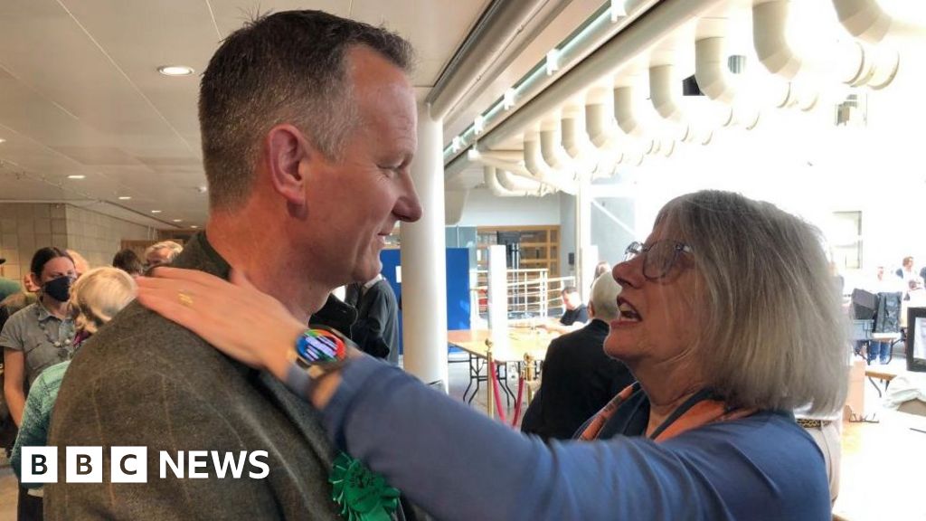 Local elections 2023: Mid Suffolk leader loses seat to Greens