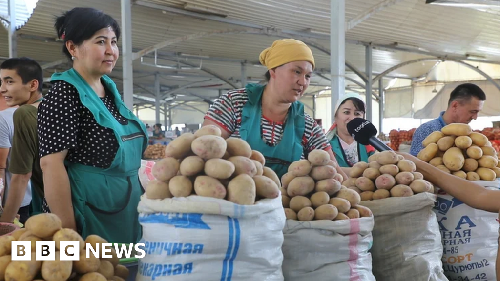 Uzbek Women Market Traders Hit Back At Criticism Bbc News