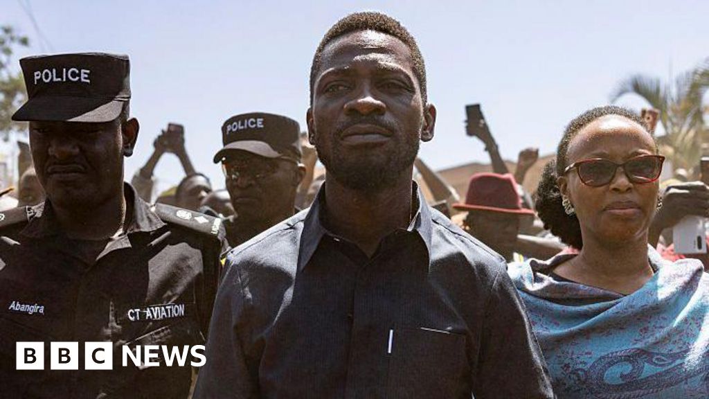 Полицията в Уганда отрече твърденията че кандидатът за президент Боби