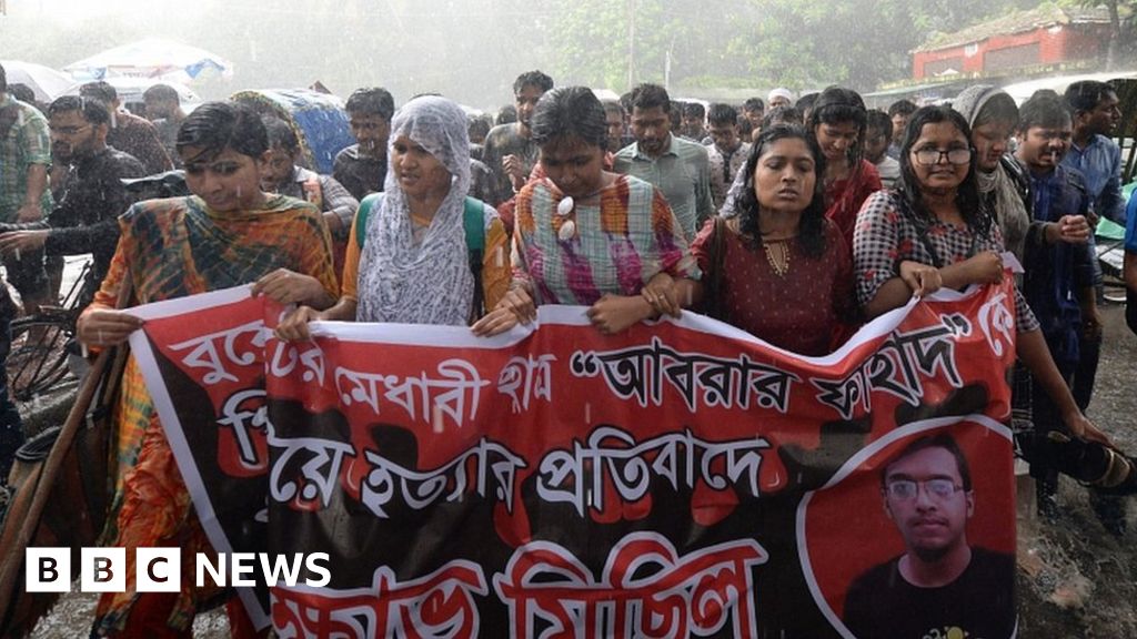 Abrar Fahad: Killing of Bangladesh student triggers protests