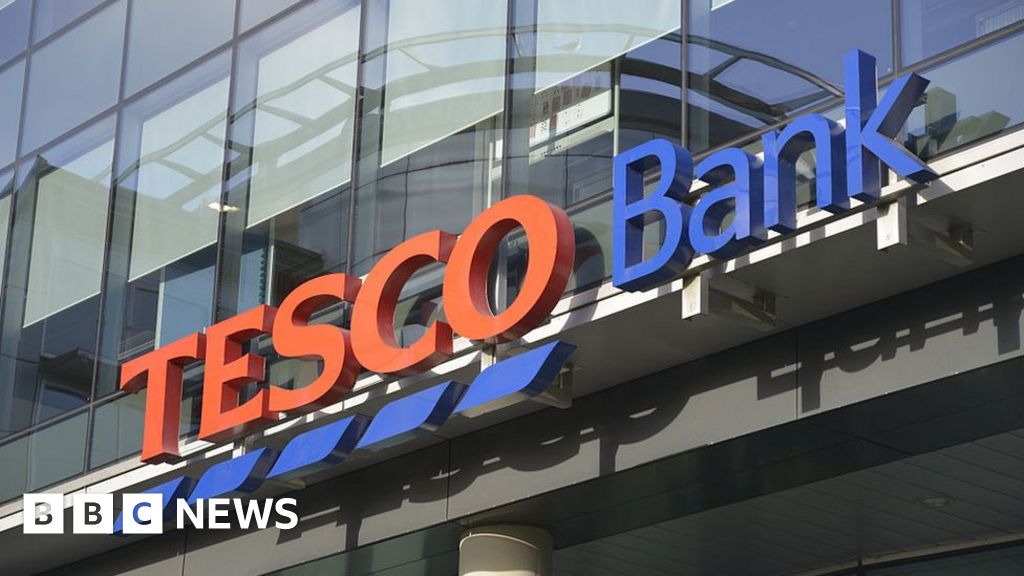 Tesco Bank to create 100 tech jobs at Edinburgh base - BBC News