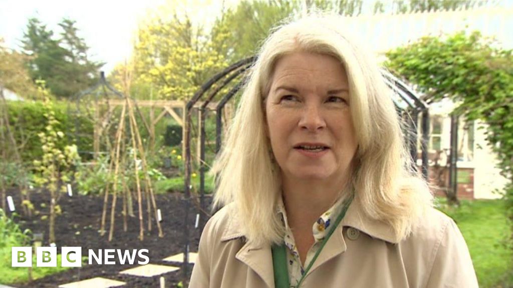 Ryton-on-Dunsmore charity tells gardeners to get planting - BBC News