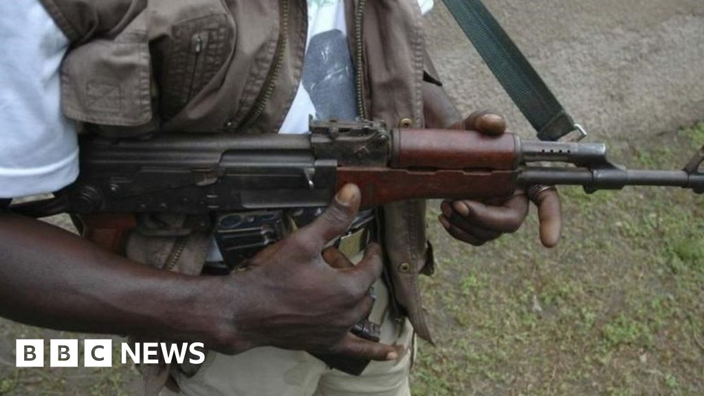More than 100 pupils abducted by Nigeria gunmen