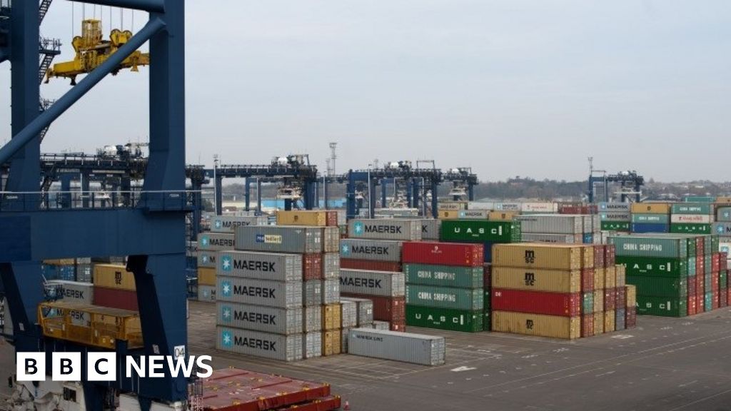 Uk Trade Deficit Narrows In April As Exports Jump Bbc News 2192