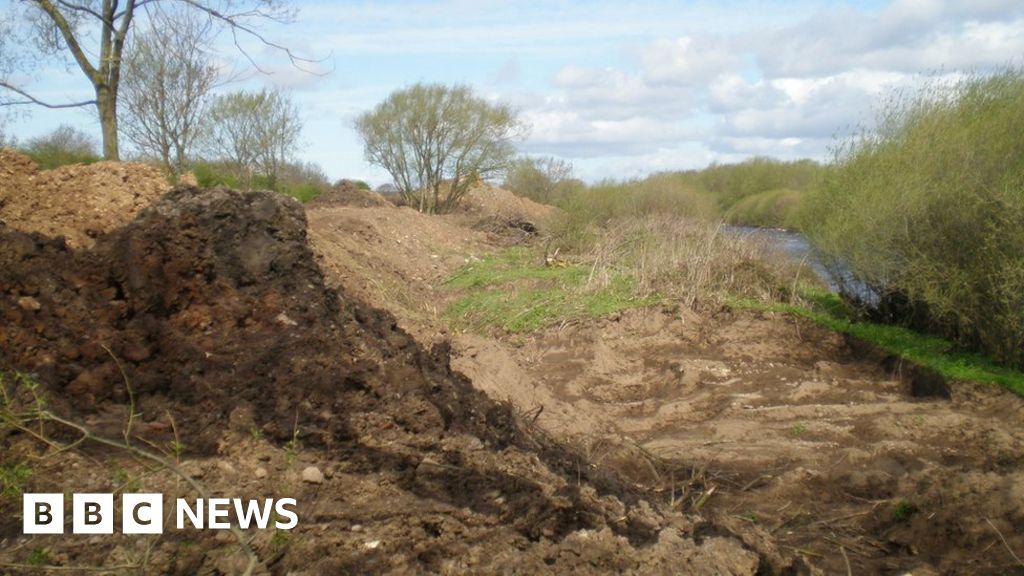 Man sentenced for dumping 2,400 tonnes of waste in North Yorkshire 