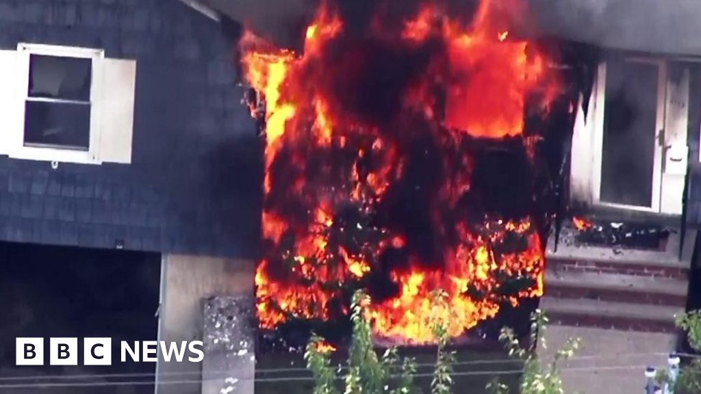 Suspected Gas Explosions Set Homes Ablaze In Massachusetts Bbc News