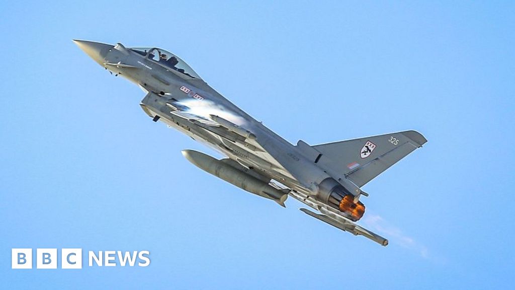 UK promises jets, drones and warship for Strait of Hormuz defence mission – BBC   www.bbc.com