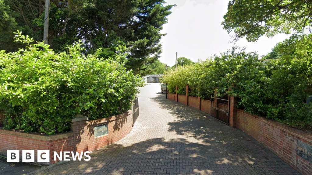 Council failing led to tree swing death, inquest hears