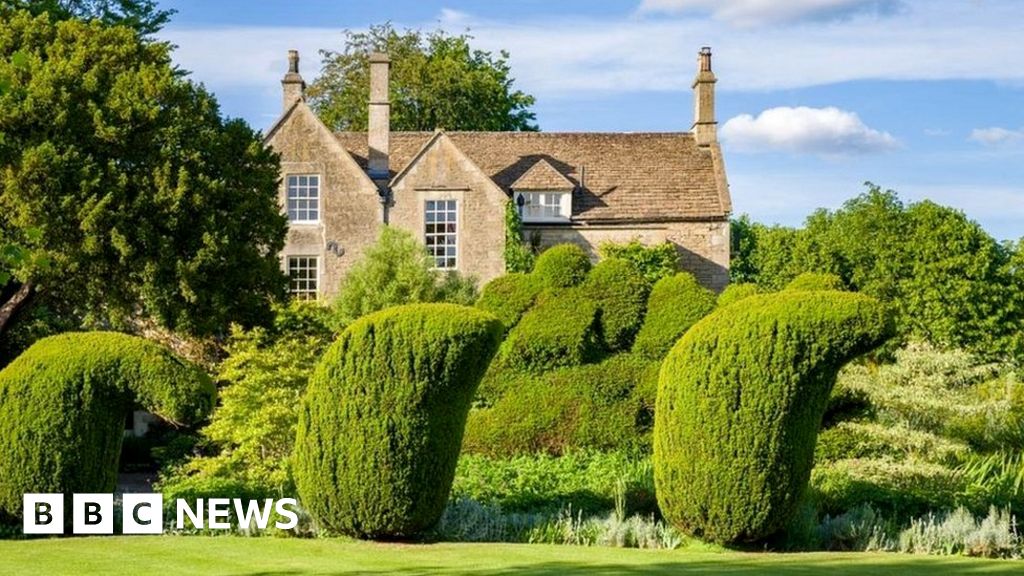 Part of Wiltshire Courts Garden mansion to re-open 