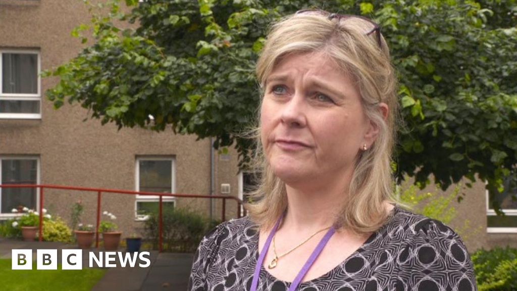 Asbestos exposure concerns at Aberdeen sheltered housing complex BBC News