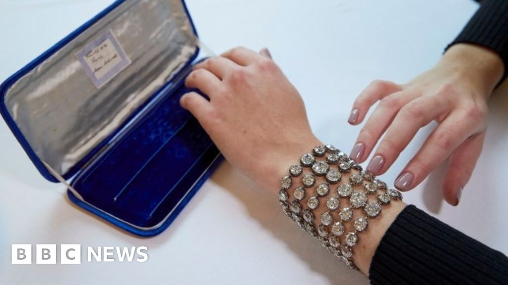 Marie Antoinette's bracelets at auction for $8m -