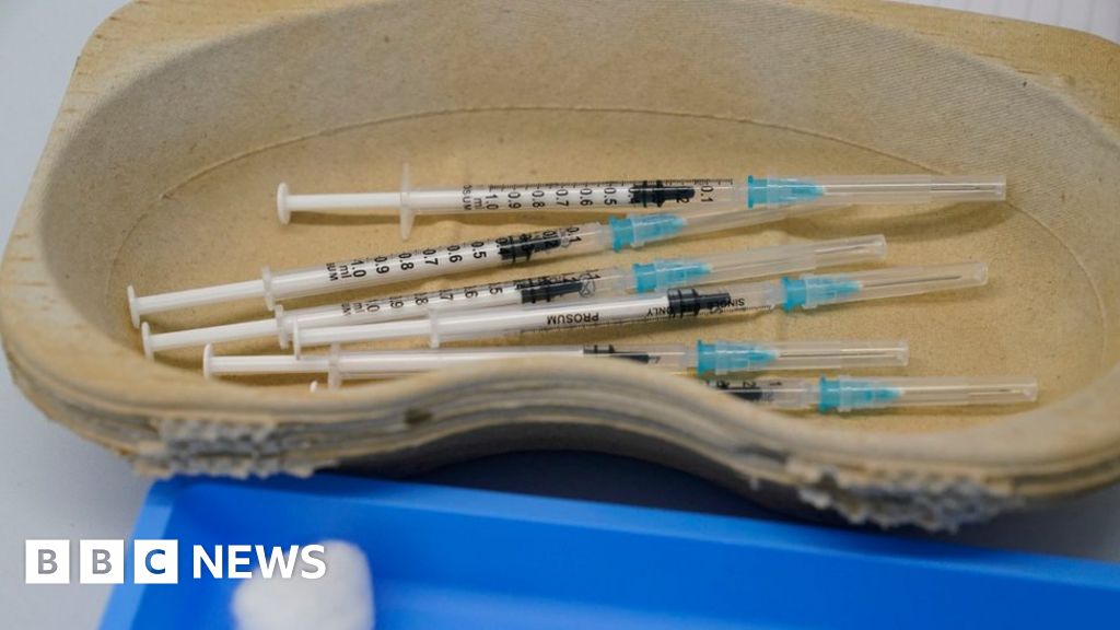 Vaccination call after 'rapid' Covid19 case rise in Cornwall