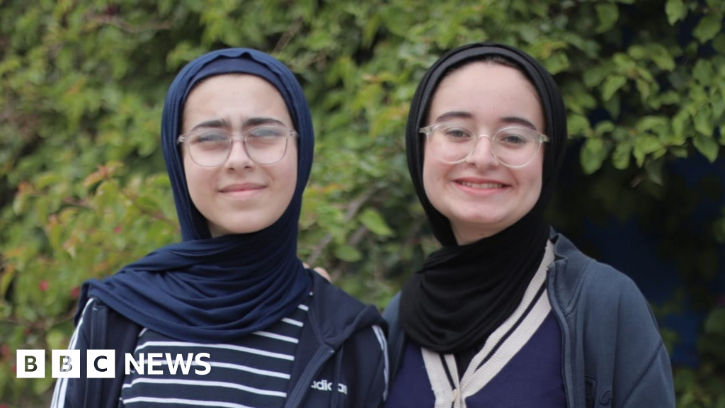 Gaza Sisters' Rubble Brick Project: A Testament to Resilience Amidst Devastation