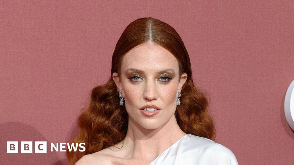Jess Glynne calls White House deportation video with Jet2 song 'sick'